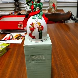 Vintage Avon Porcelain Christmas Bell- 1989
